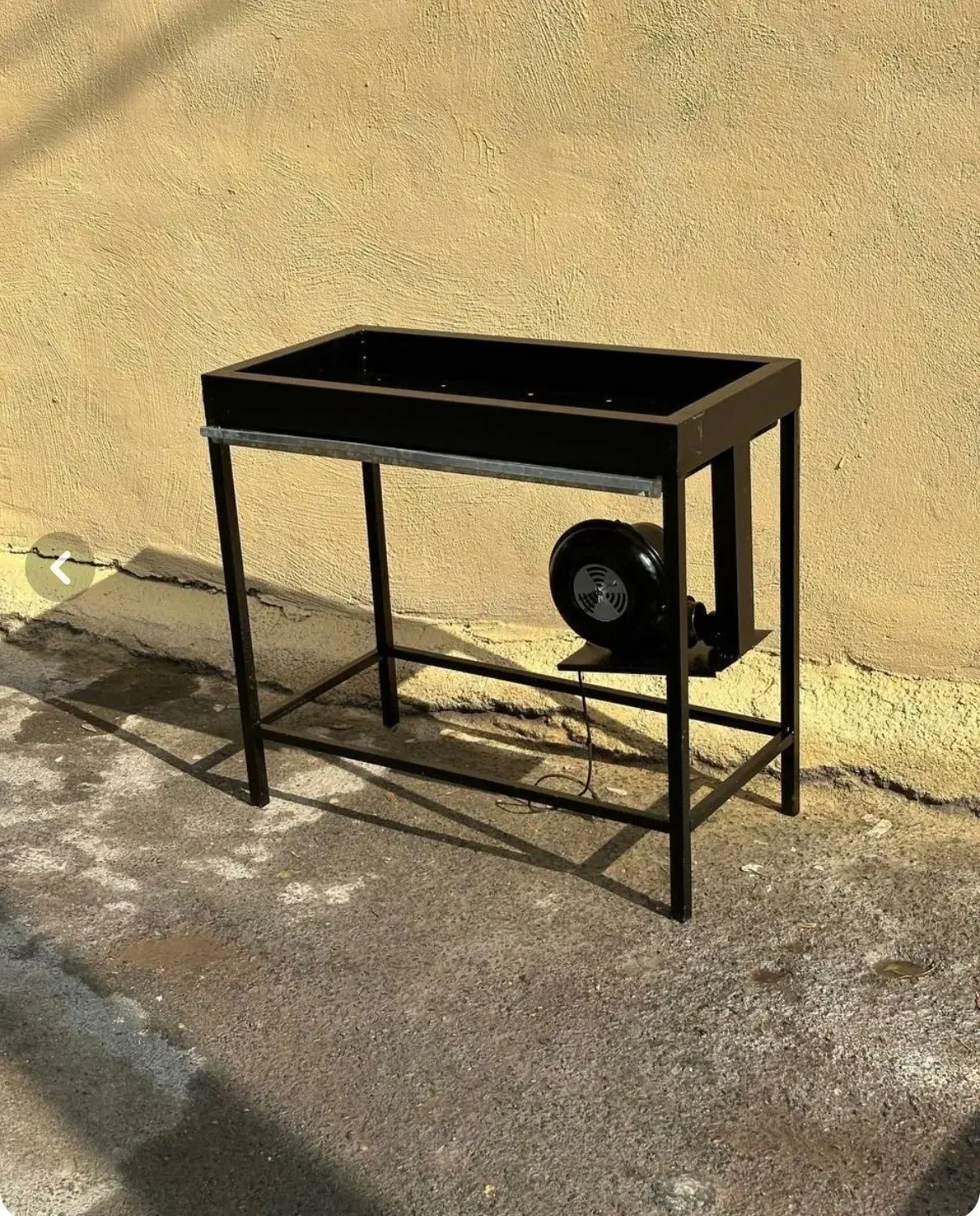 کباب پز پایه دار با فن برقی کاملا نو وسالم|اجاق گاز و لوازم برقی پختوپز|شیراز, شهرک بهشتی|دیوار