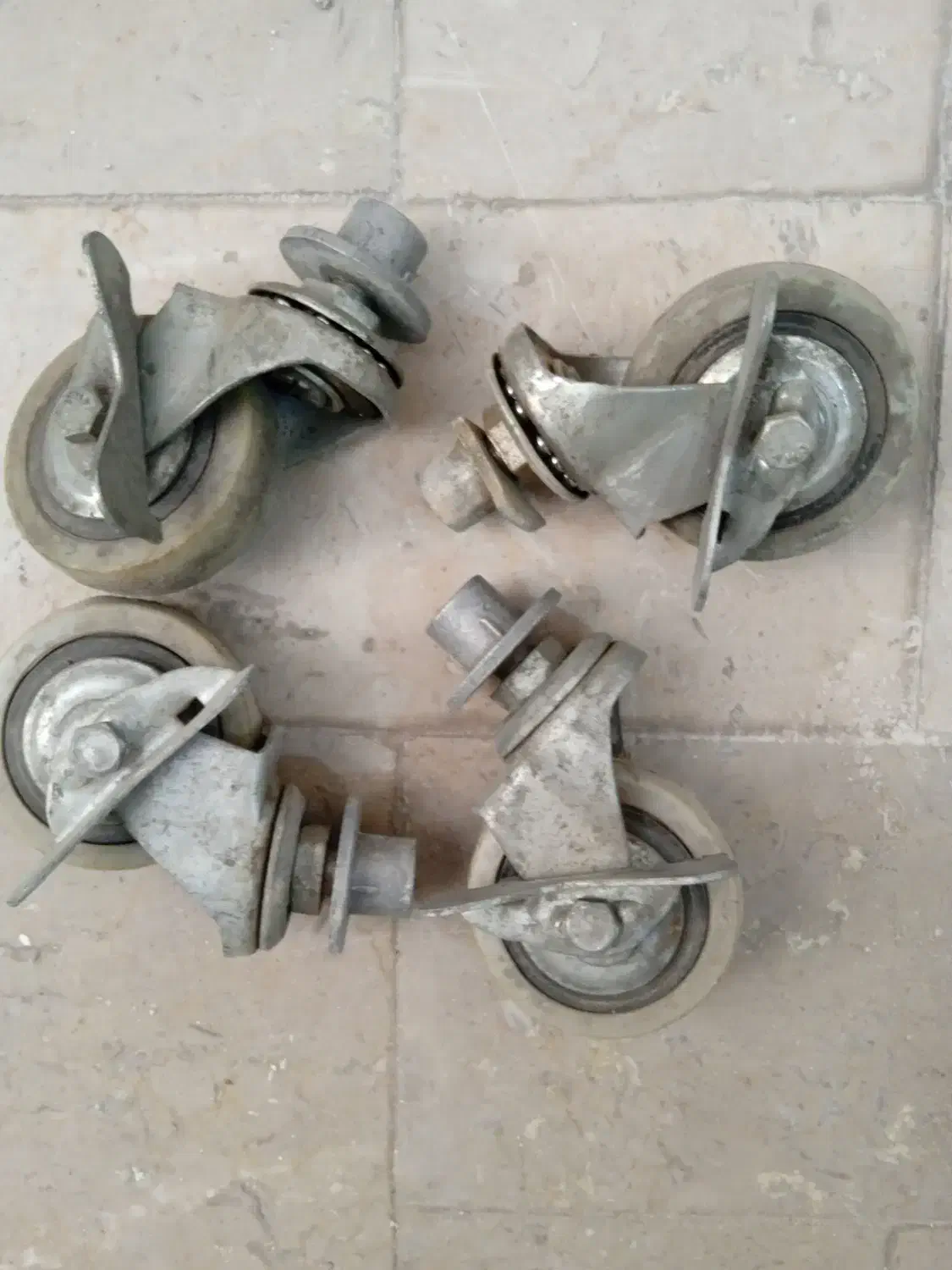 چرخ وگرد بر گونیا لولای مبل تاشو|ابزارآلات|تهران, ستارخان|دیوار