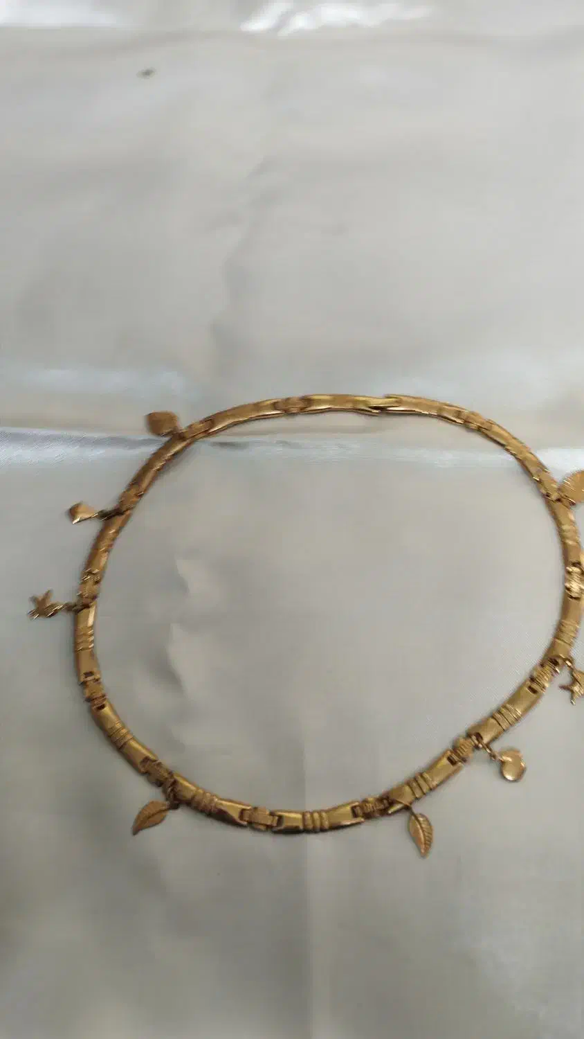 زنجیر گردنی و دستبند های رنگ ثابت|بدلیجات|قم, امامزاده ابراهیم|دیوار