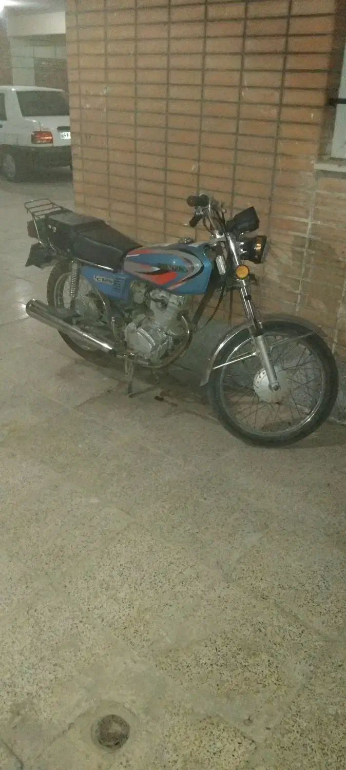 هندا 90|موتورسیکلت|شاهین‌شهر, مسکن مهر|دیوار