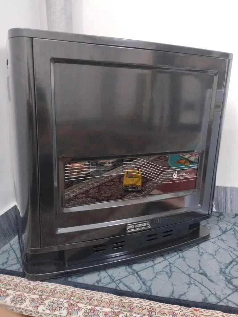 بخاری نفتی کاربراتی|بخاری، هیتر، شومینه|پیرانشهر, |دیوار