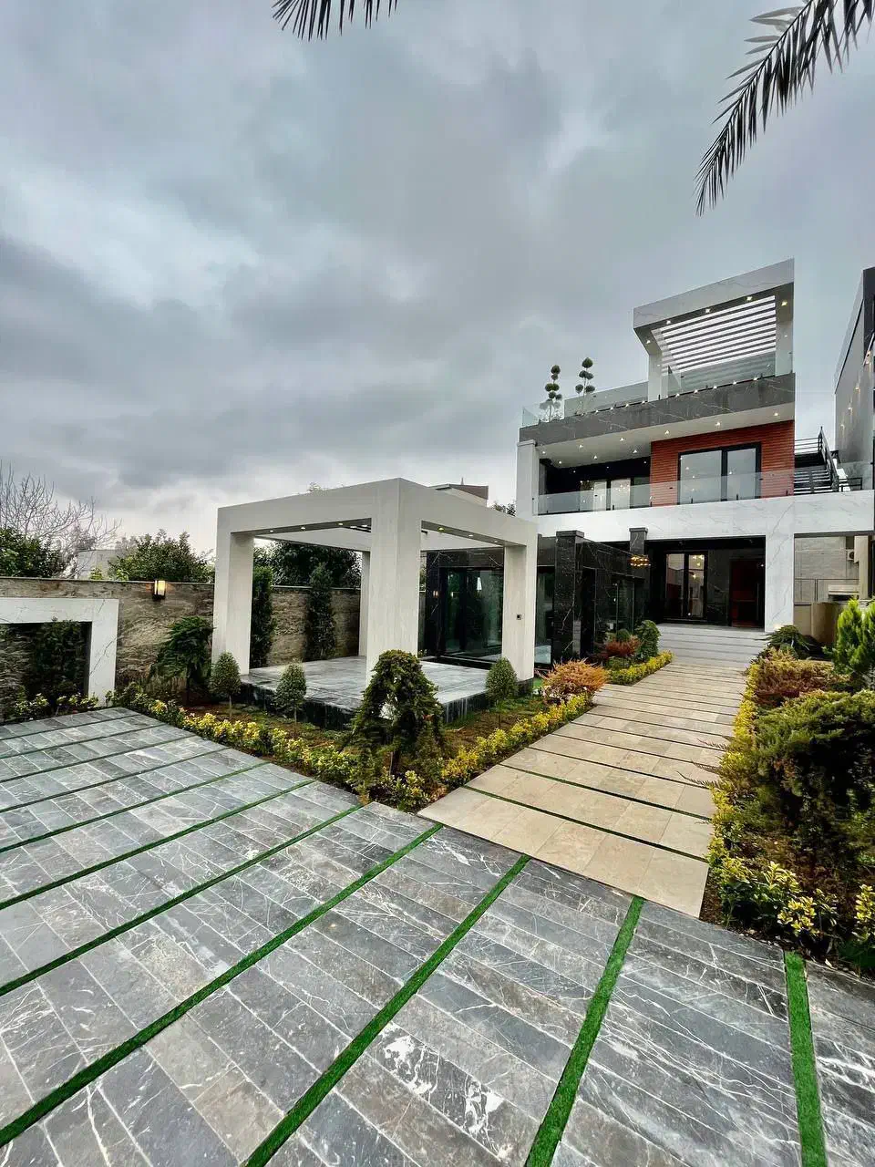 ویلاتریبلکس استخردارمدرن فوق لاکچری|فروش خانه و ویلا|تهران, لاله زار|دیوار