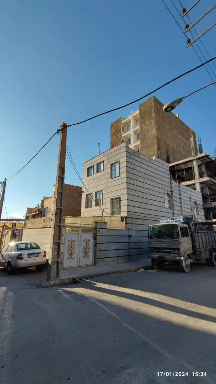 خانه ویلایی ۲۱۰ متری بادو دهنه مغازه در محمد آباد|فروش خانه و ویلا|قرچک, محمد آباد|دیوار