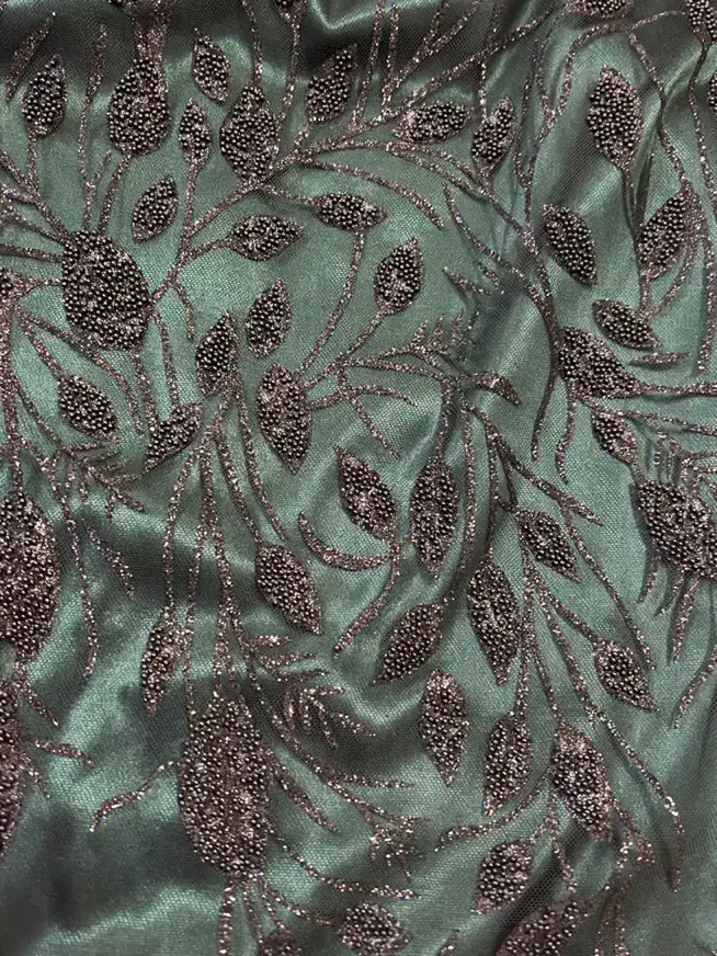 لباس|لباس|تربتحیدریه, آبشار|دیوار