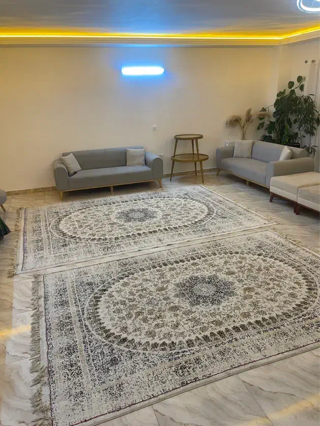 یه دونه فرش ۶ متری یه دونه هم ۹ متری|فرش|گرگان, |دیوار