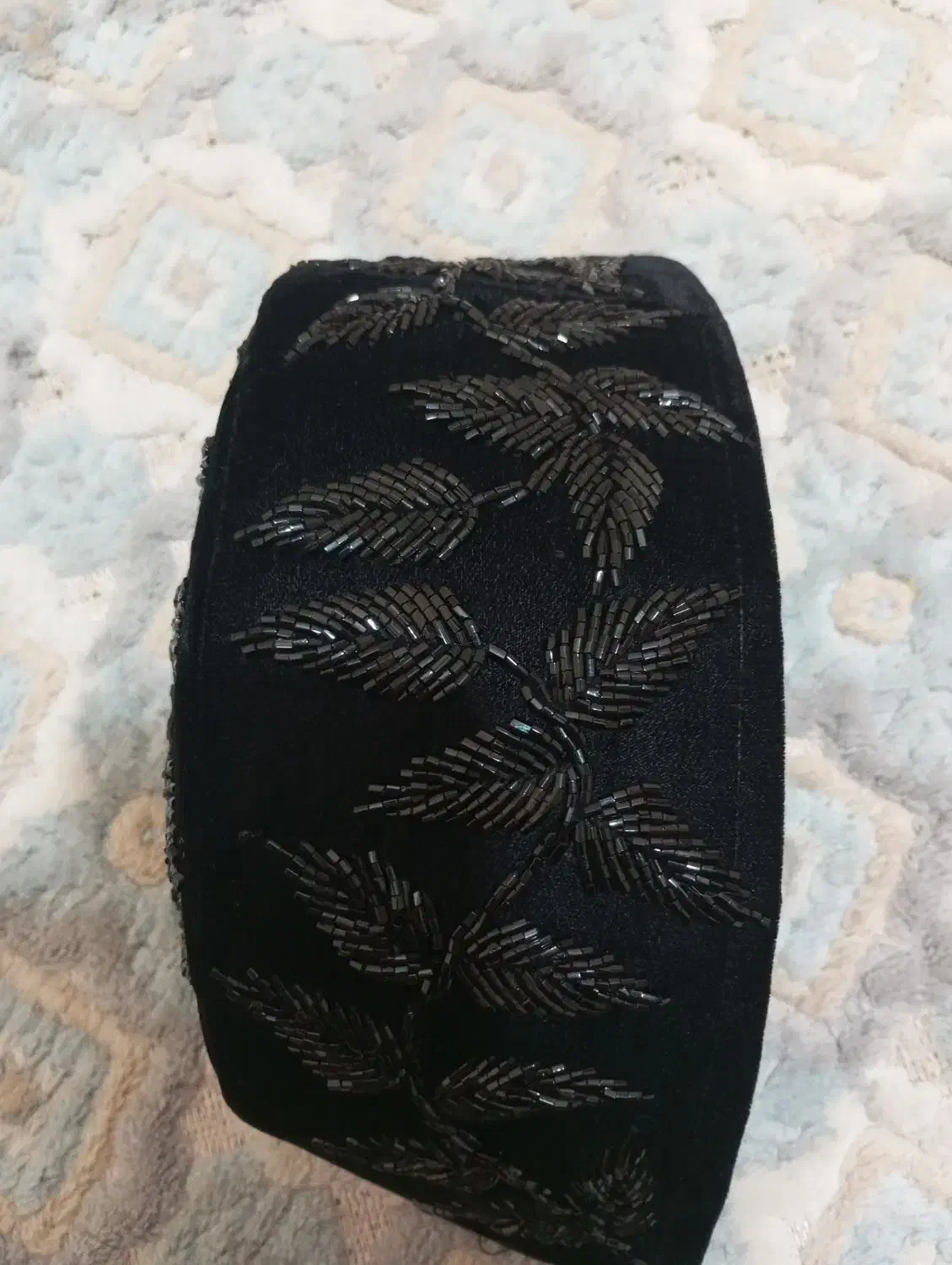 لچک|لباس|یاسوج, |دیوار