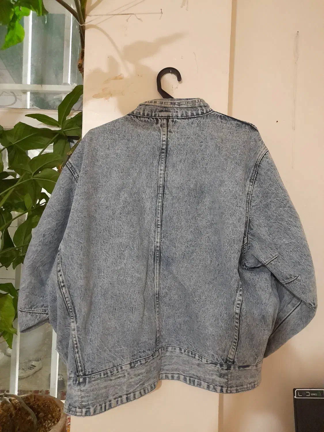 کت جین دخترونه|لباس|مشهد, نیزه|دیوار