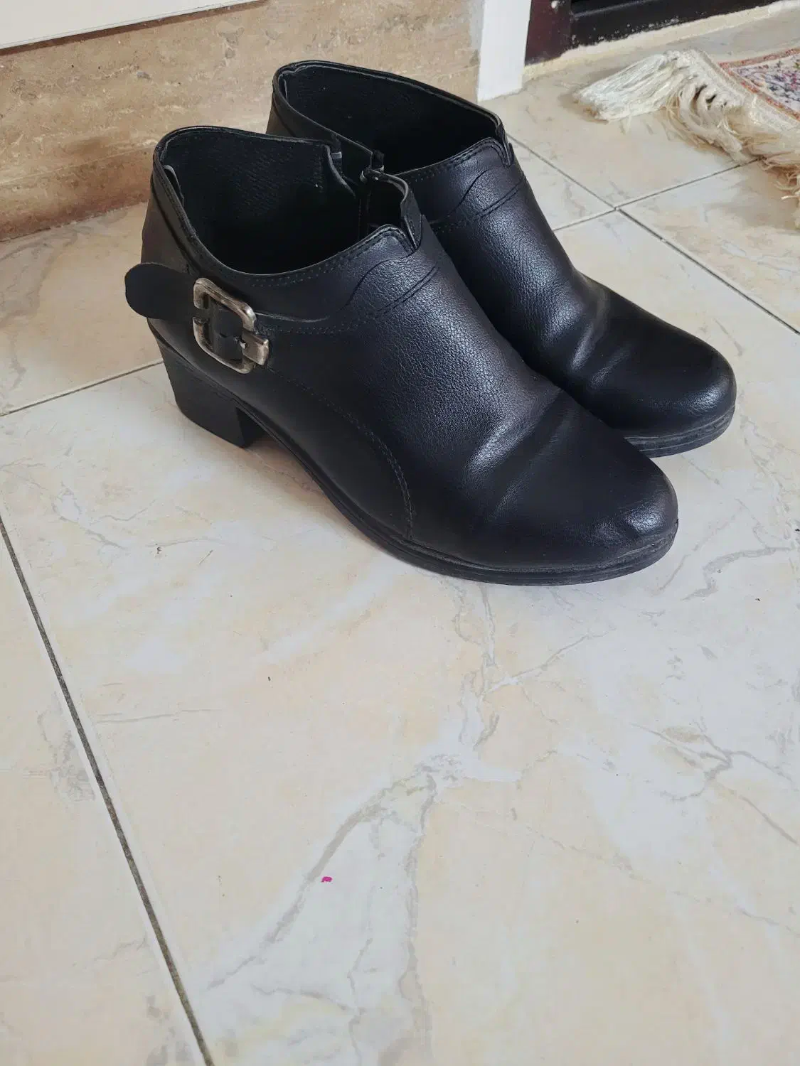 نیم بوت سایز۳۹ درحدنو|کیف، کفش، کمربند|پاکدشت, پاکدشت (مامازند)|دیوار