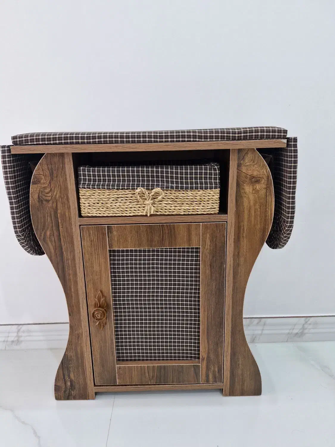 میزاتوچرخ خیاطی|اتو و لوازم اتو|کوهین, |دیوار