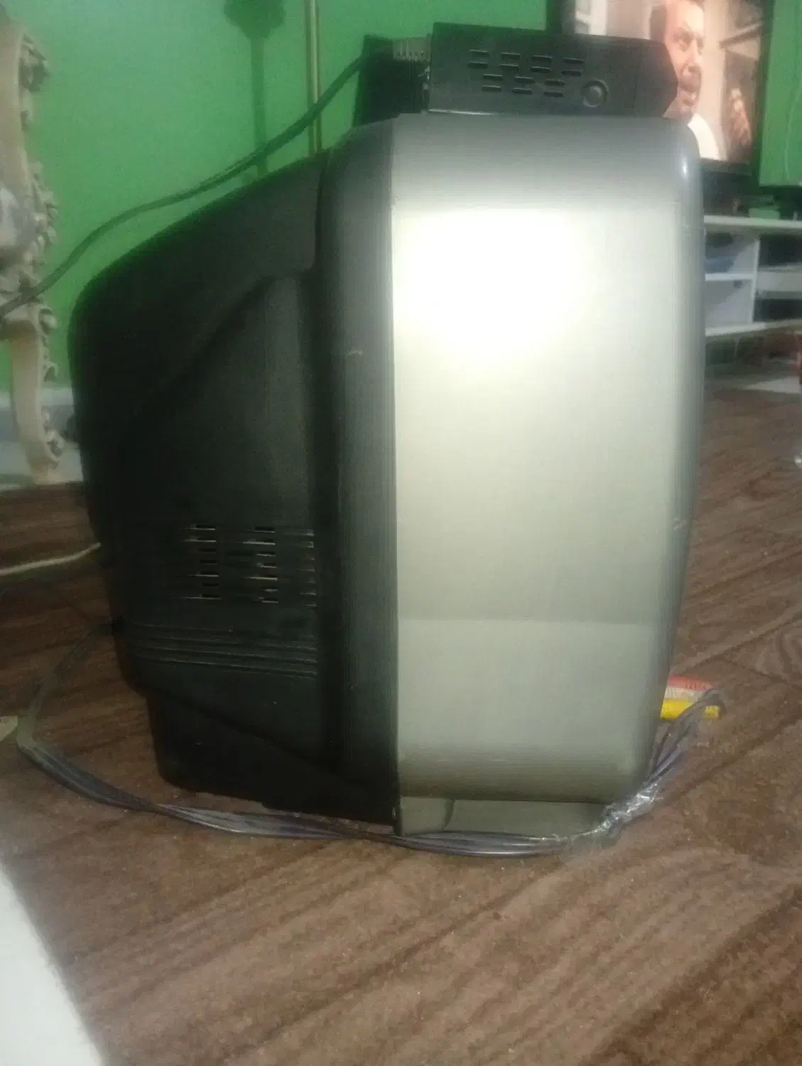 تلویزیون و دستگاه دیجیتال|تلویزیون و پروژکتور|بهارستان, |دیوار