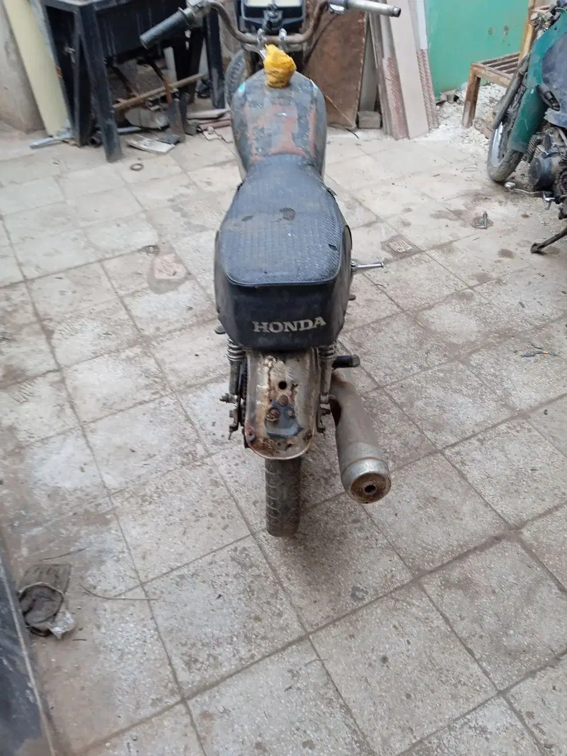 موتور|موتورسیکلت|قم, دروازه ری|دیوار