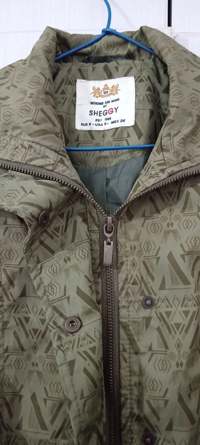 بارانی خارجی سایز 36 رنگ ارتشی|لباس|رشت, منظریه|دیوار