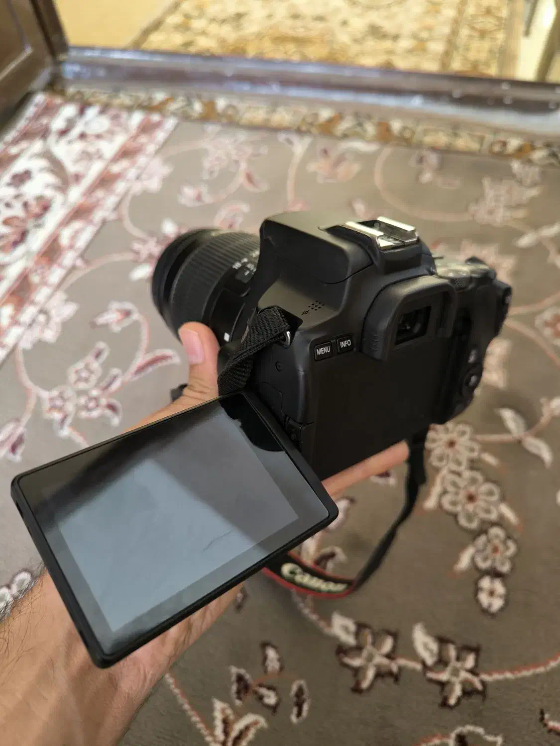 دوربین عکاسی کنون 250d + لنز ۱۸.۵۵|دوربین عکاسی و فیلم‌برداری|قم, علی آباد سعدگان|دیوار