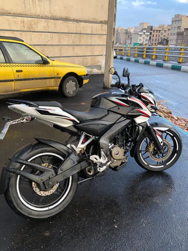 Ns200|موتورسیکلت|تهران, شارق|دیوار