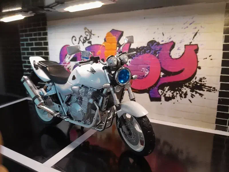 ماکت cb1300برفی|کلکسیون و سرگرمی|اردبیل, |دیوار