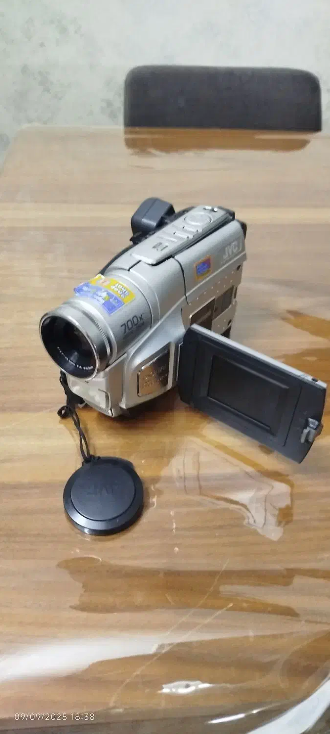 دوربین فیلمبرداری سونی و جی وی سی|دوربین عکاسی و فیلمبرداری|ملارد, |دیوار