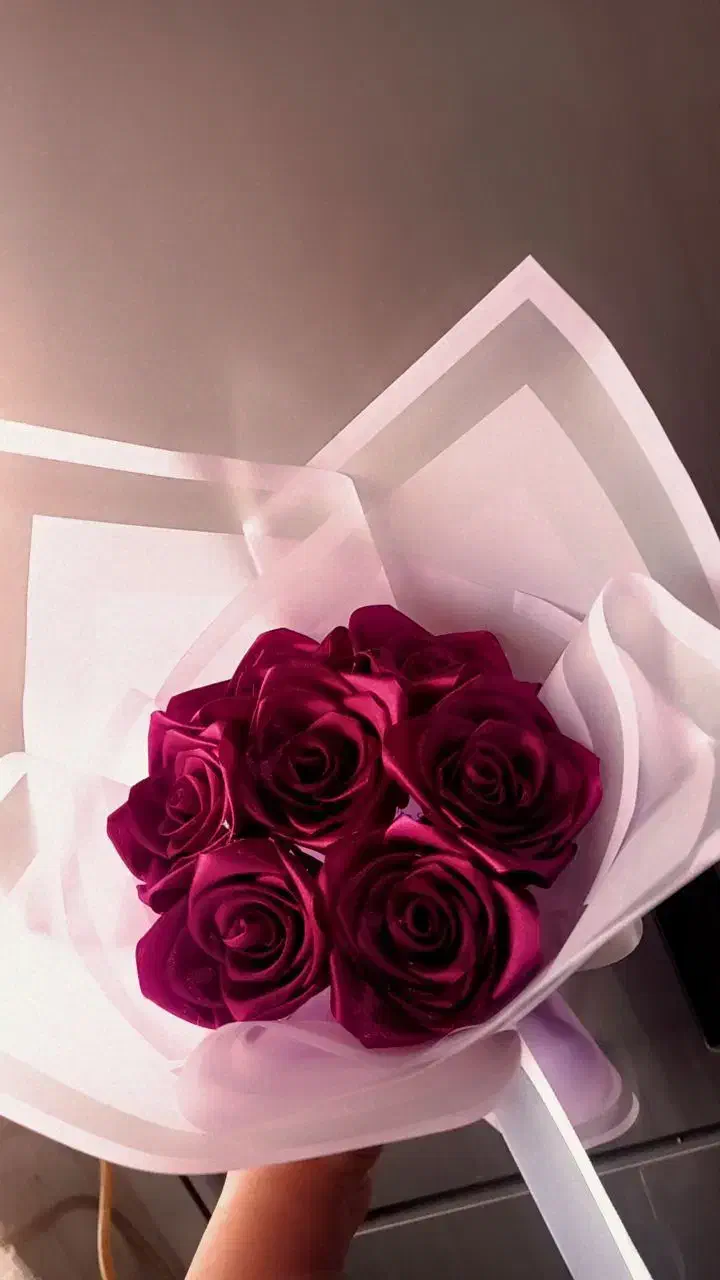 سوپرایز ولنتاین|گل مصنوعی|سیرجان, |دیوار