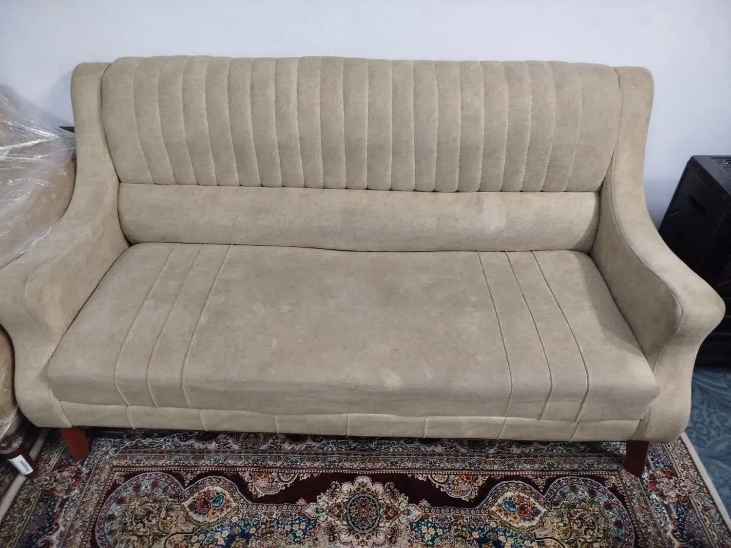 مبا راحتی هفت نفره|مبلمان خانگی و میز عسلی|پاکدشت, خاتون آباد|دیوار