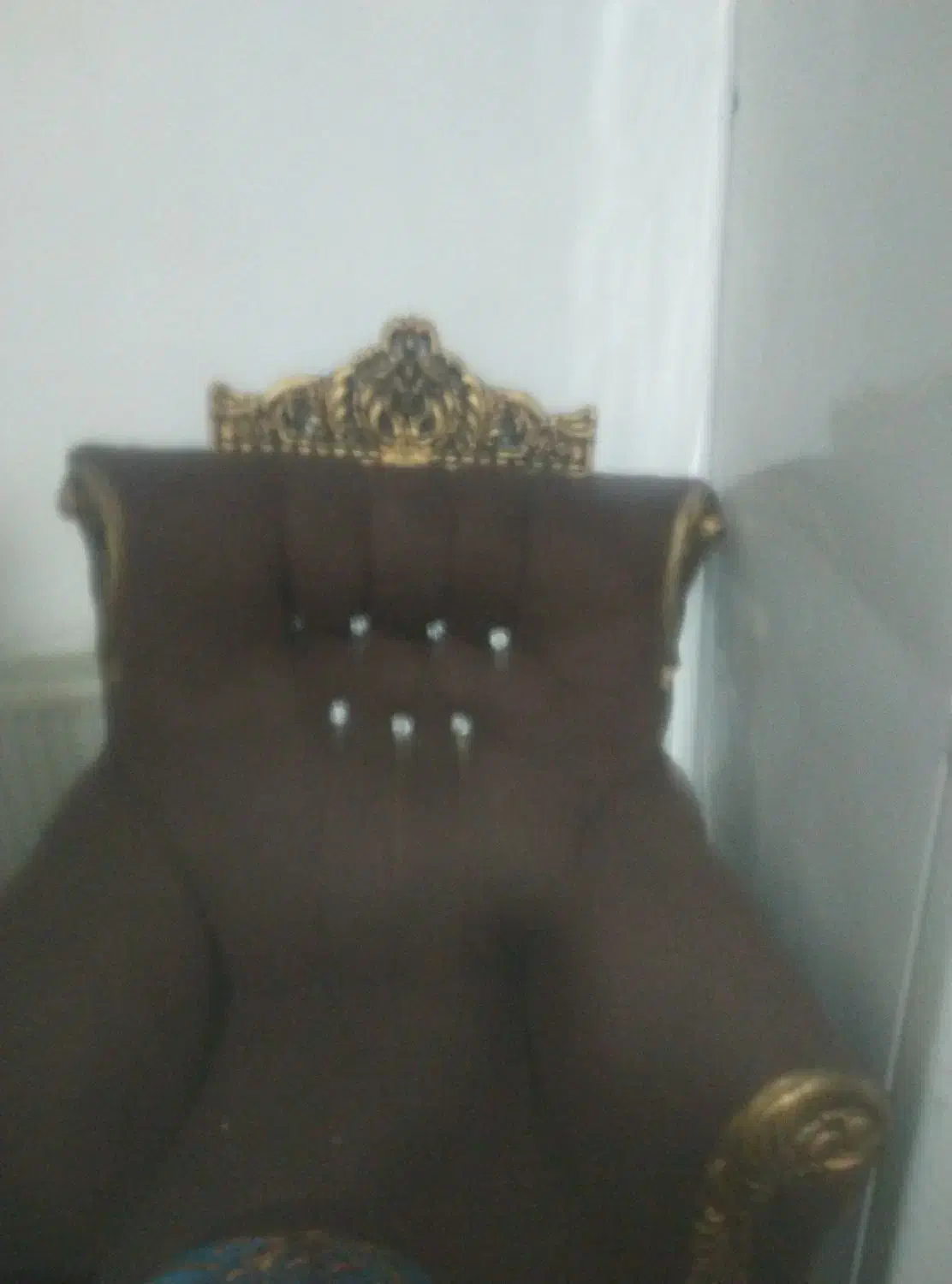 یک دست مبل ۷ نفره دو میلیون تومان ب علت کمبود جا|مبلمان خانگی و میز عسلی|گلبهار, شهر جدید گلبهار|دیوار