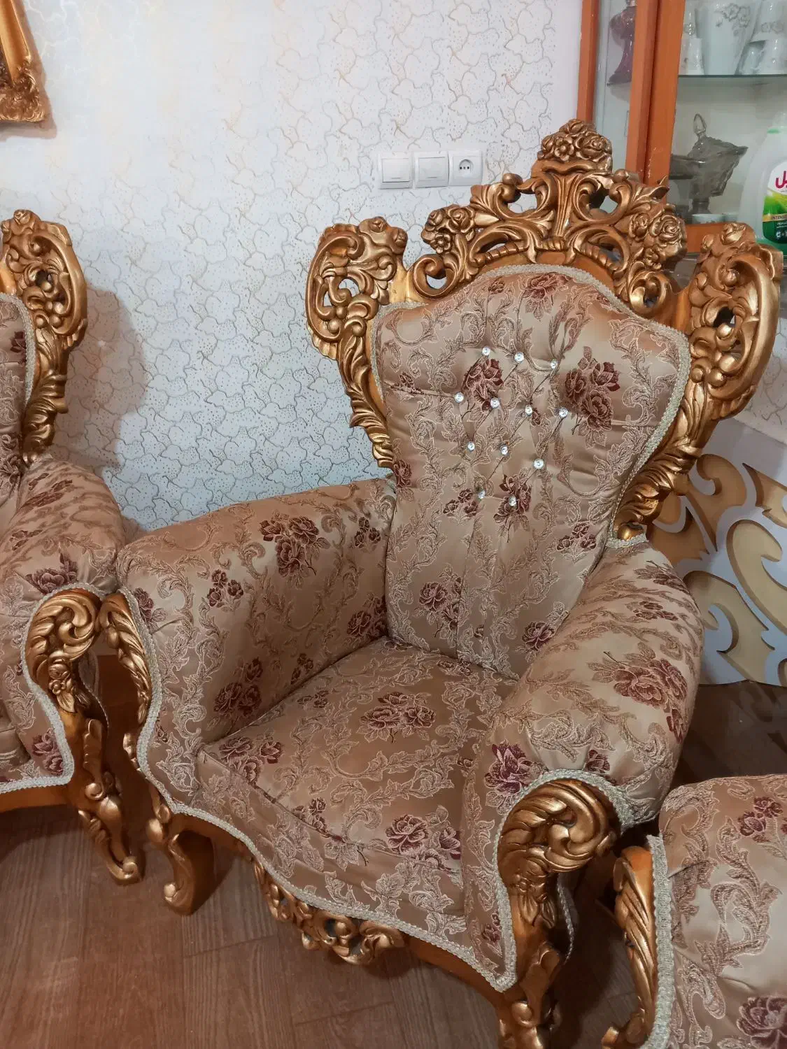 مبل سلطنتی سفارشی 9 نفره|مبلمان خانگی و میز عسلی|سراب, |دیوار