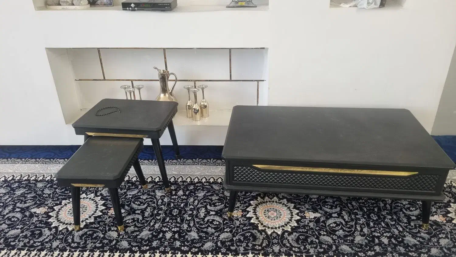 گل میزکاملا سالم بدون رنگ رفتگی.|مبلمان خانگی و میز عسلی|مرودشت, کناره|دیوار