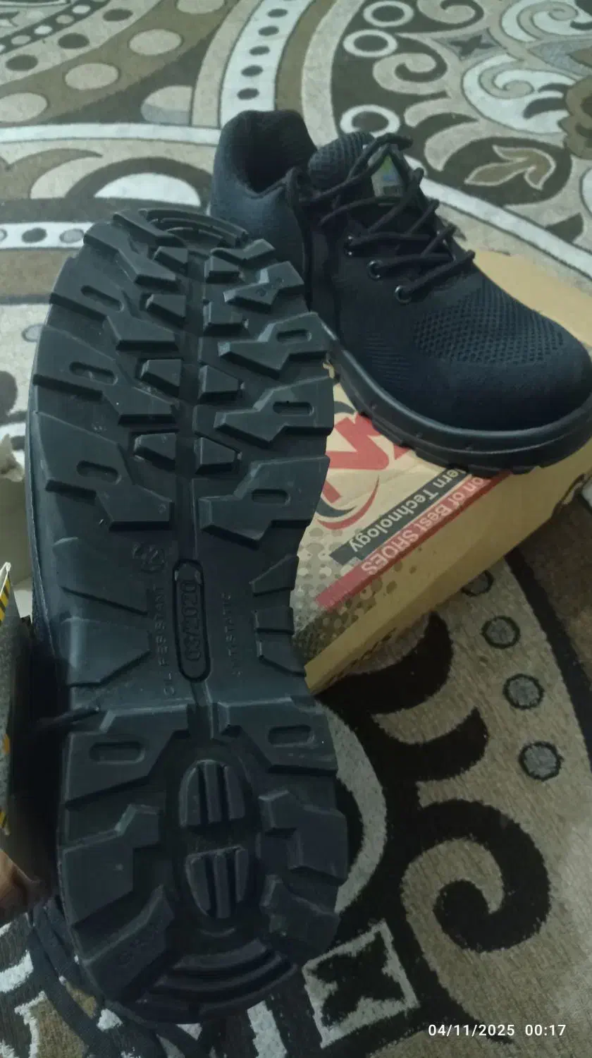 کفش ایمنی،کفش کار|کیف، کفش، کمربند|میناب, |دیوار