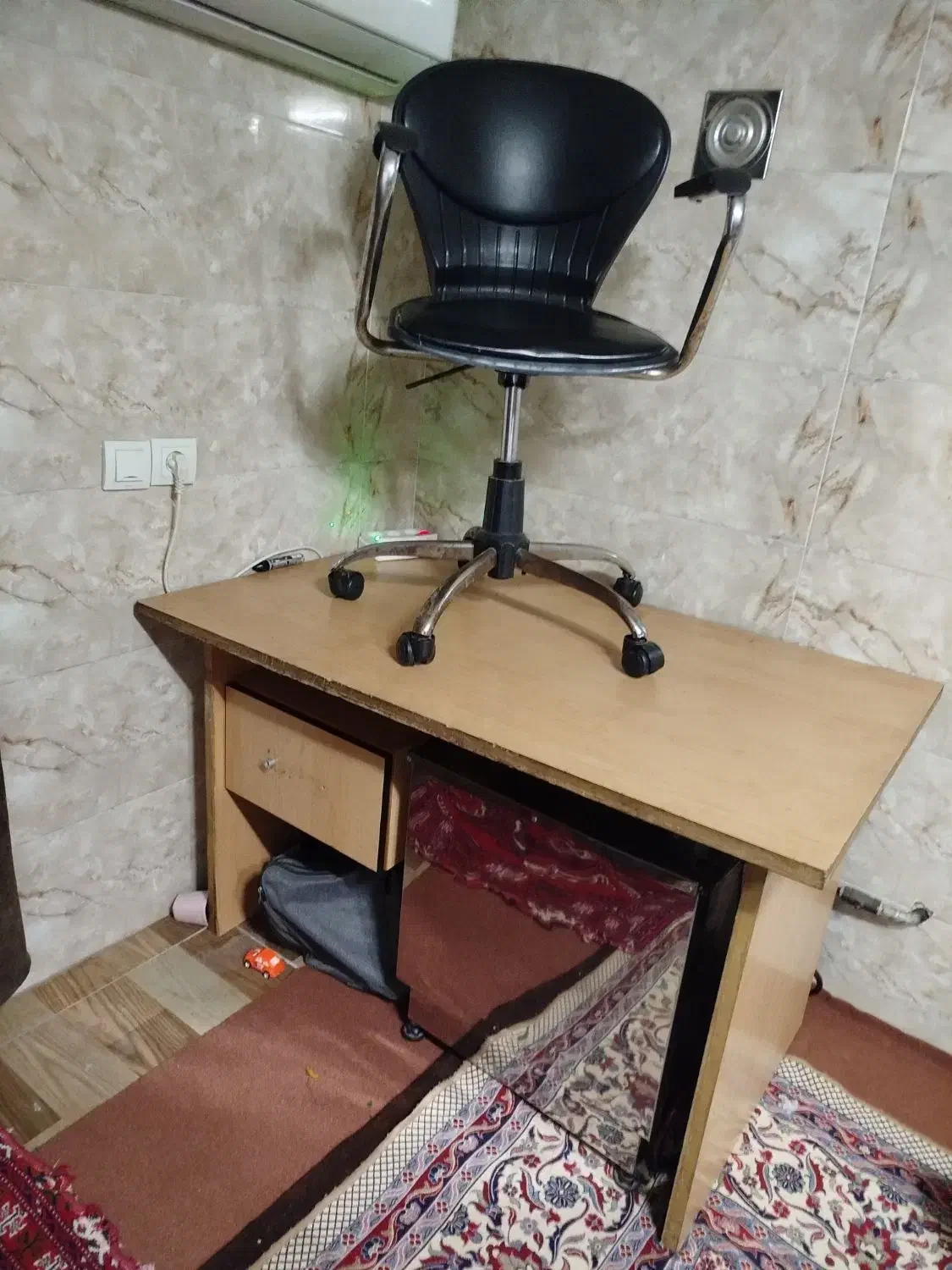 میز و صندلی|صندلی و نیمکت|آق قلا, |دیوار