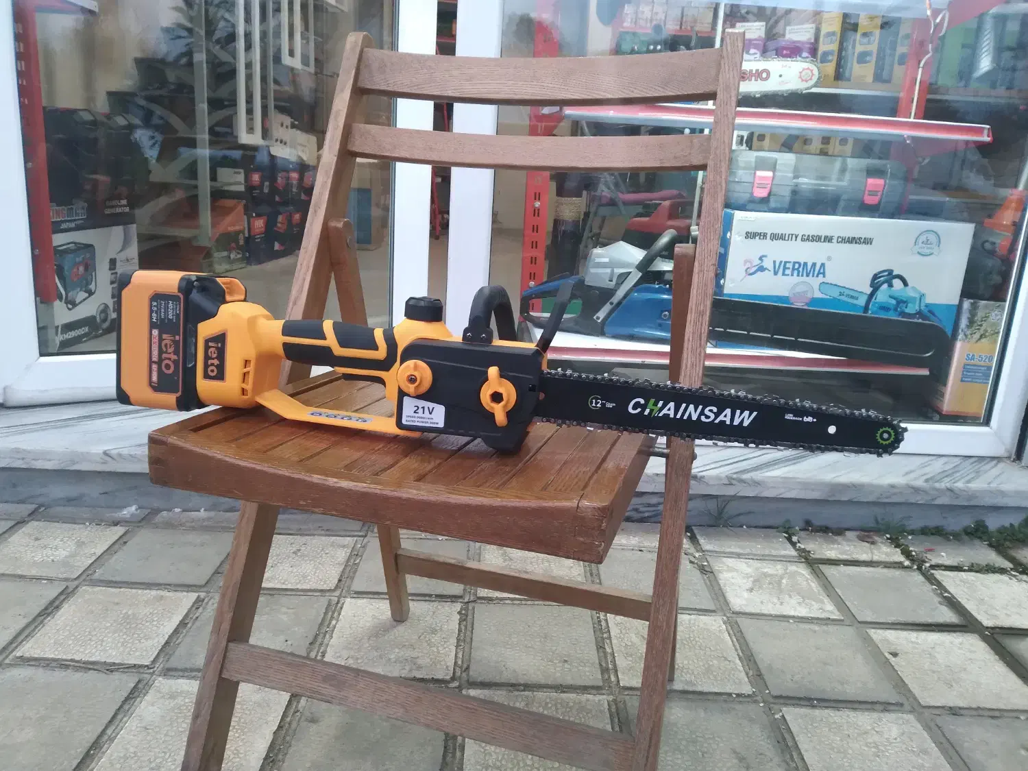 اره زنجیری شارژی ایتو با تیغه ۳۰ سانتی متری|ابزارآلات|رشت, لاکان شهر|دیوار