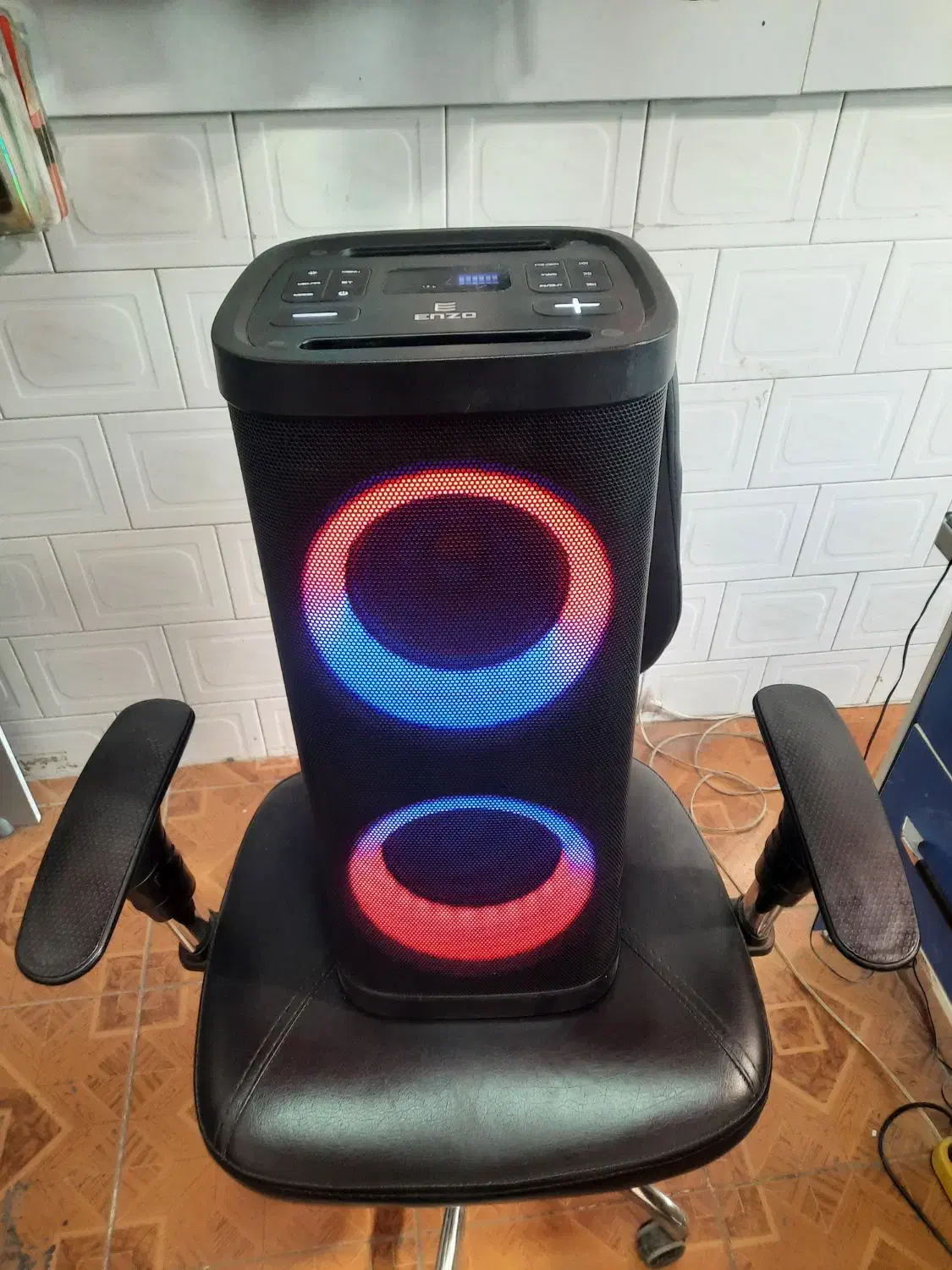 اسپیکر انزو در حد نو کیفیت صدا عالی|پخشکننده همراه|نجفآباد, یزدانشهر|دیوار