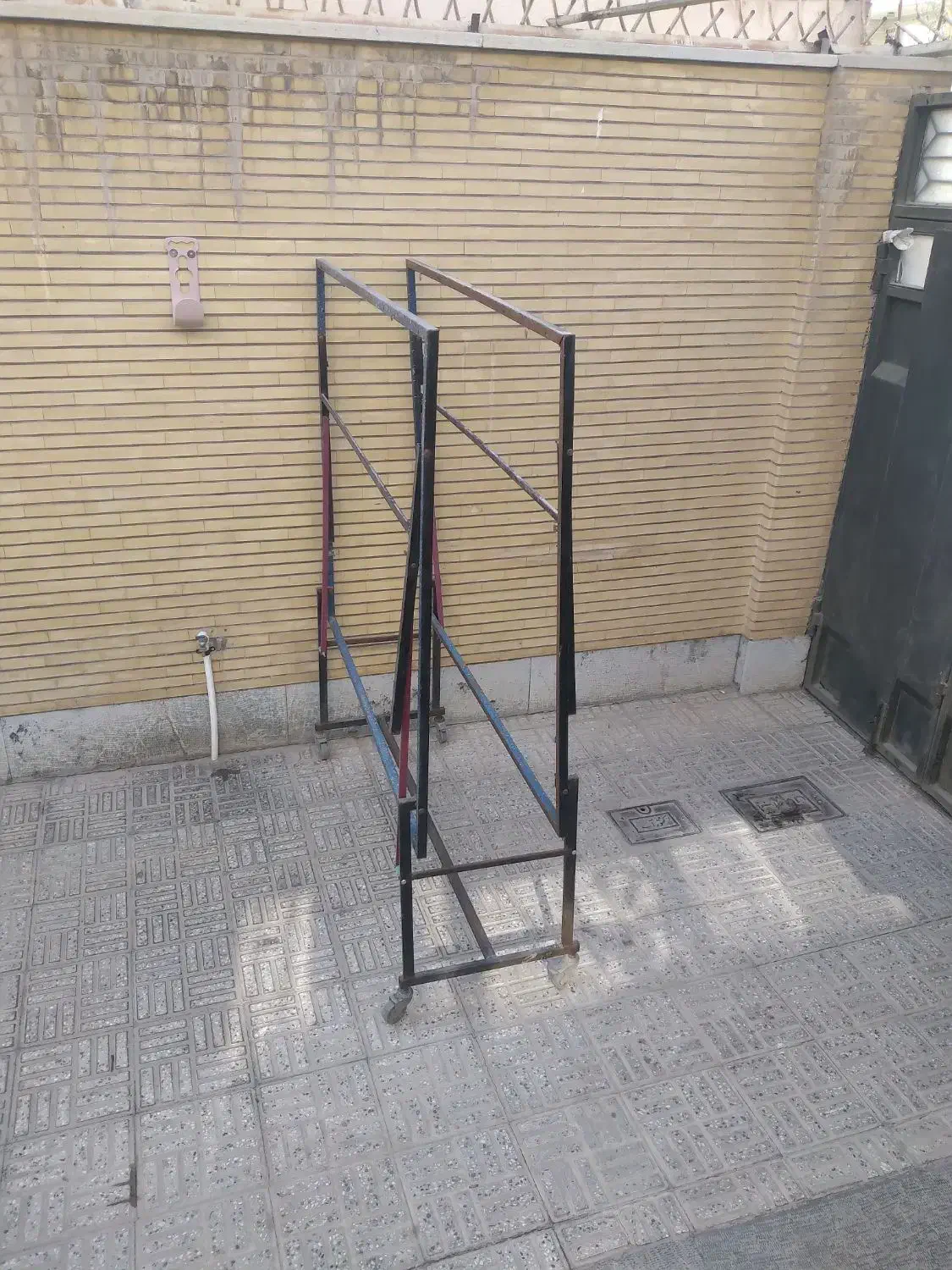 میز تنیس .فقط شاسی  فلزی بدون تخته|تجهیزات ورزشی|اصفهان, شهشهان|دیوار