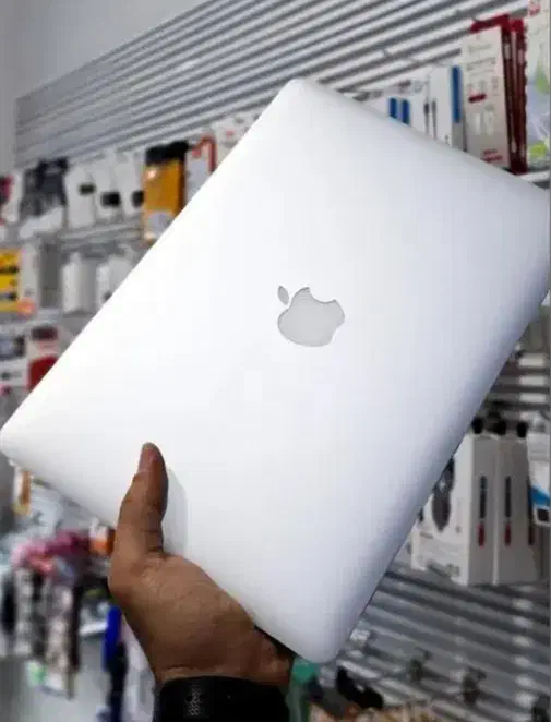 MacBook Air 2017|رایانه همراه|پرند, فاز ۵|دیوار