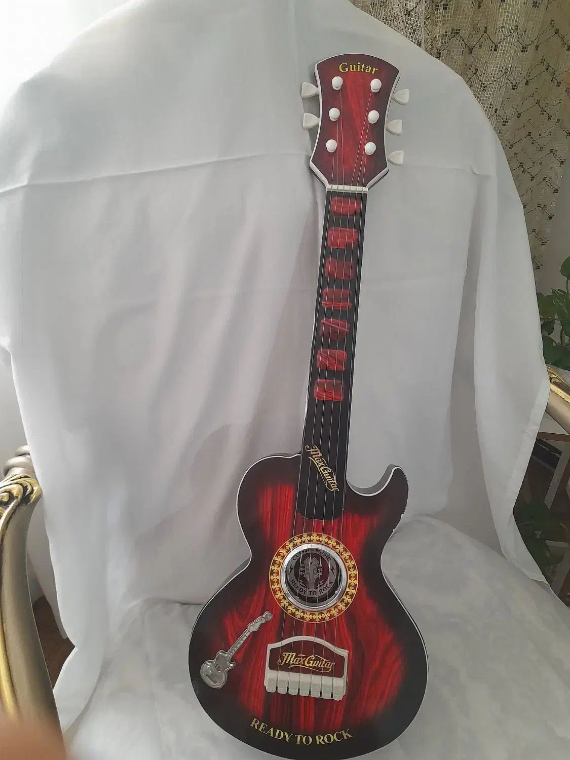 گیتار سالم|گیتار، بیس، امپلیفایر|ملایر, |دیوار