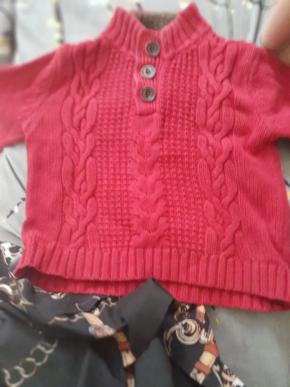 تعدادی لباس کودکانه در حد نو حدود ۲ تا ۳ ساله|کفش و لباس بچه|شیراز, شهرک سراج‎|دیوار