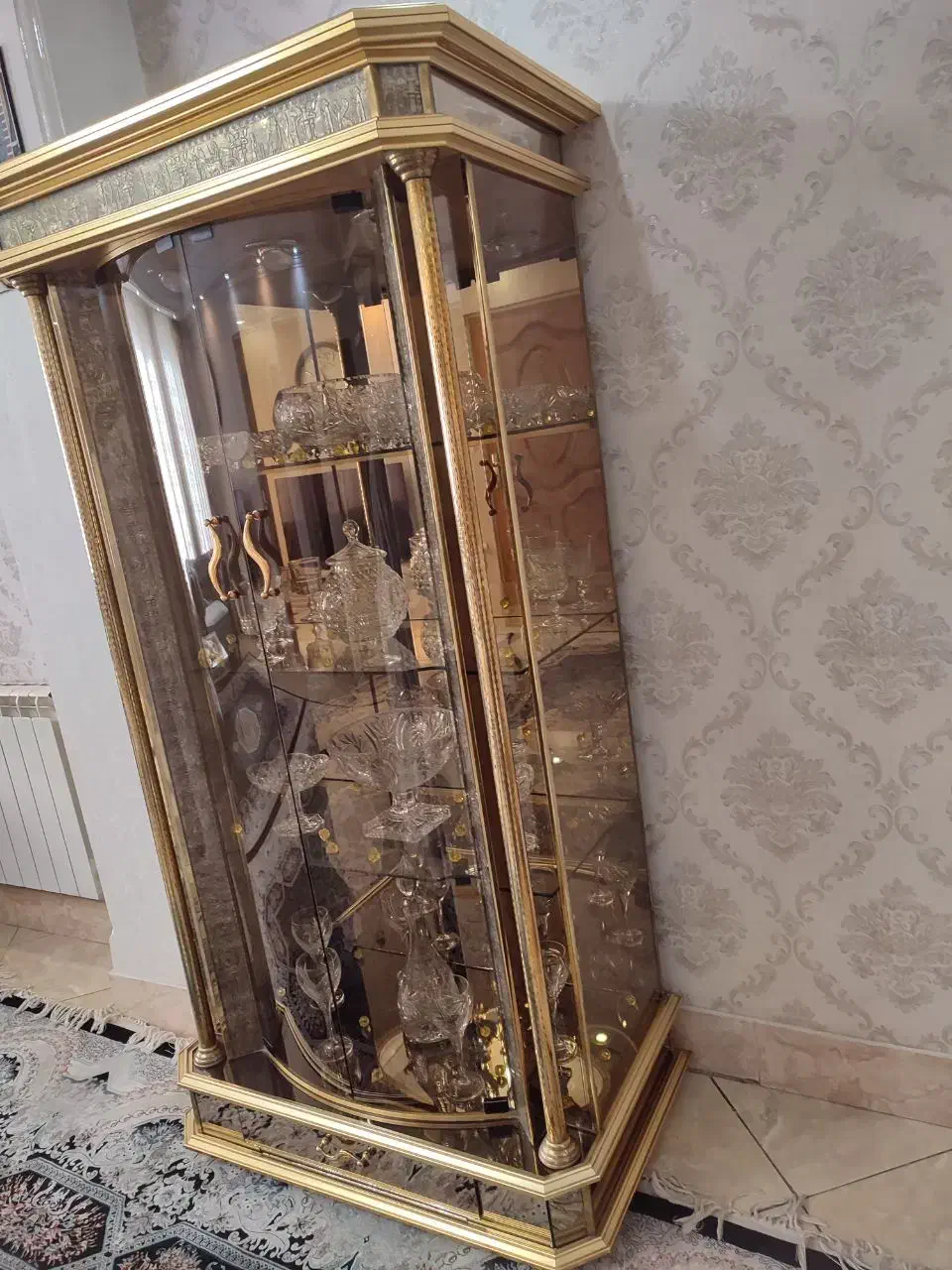 ویترین آبکاری طلا و یک جفت شمعدان|بوفه، ویترین، کنسول|تهران, کوثر|دیوار