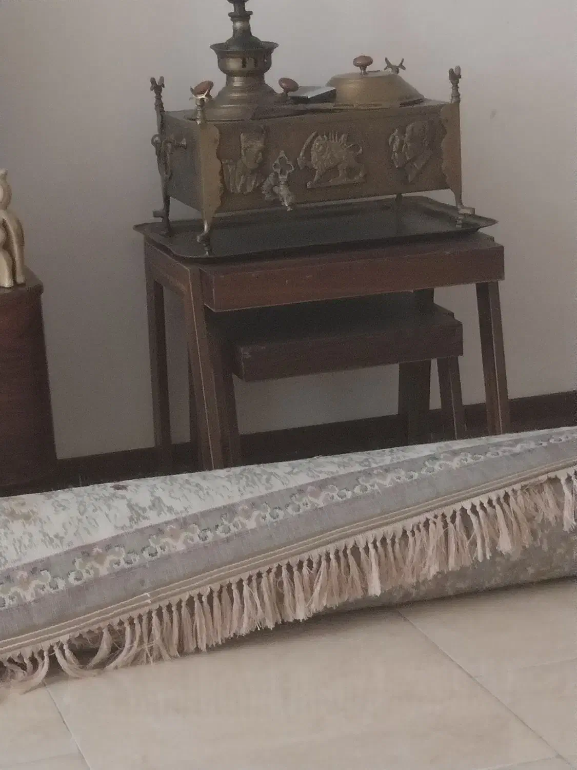 میز تلویزیون و نیز عسل|میز تلویزیون|ساری, |دیوار