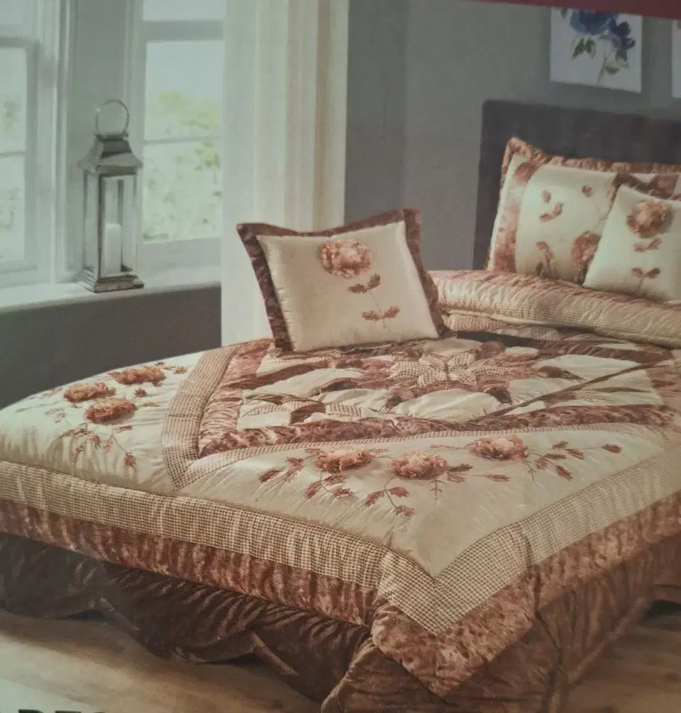 فروش فوری جاکفشی، پرده و روتختی با قیمت مناسب|جاکفشی، کمد، دراور|مشهد, آزادشهر|دیوار