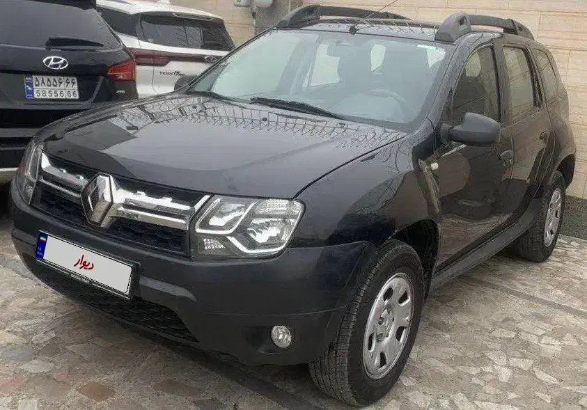 داستر ۲۰۱۶ مشکی|خودرو سواری و وانت|رشت, معلم|دیوار