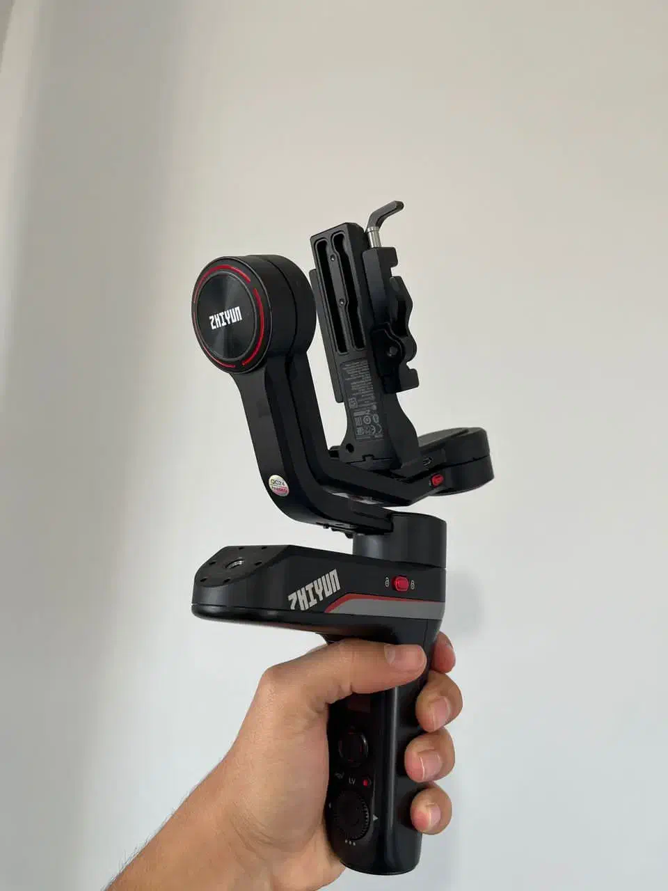 گیمبال ژیون در حد نو|دوربین عکاسی و فیلم‌برداری|کرمان, |دیوار