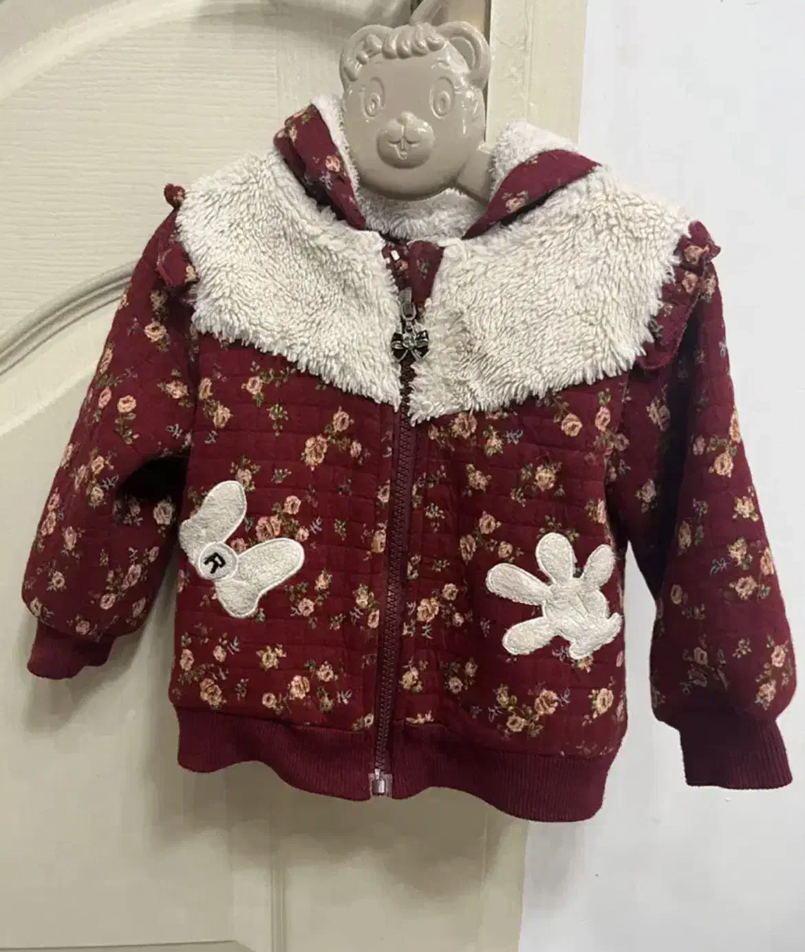 کاپشن وشلواربچگانه داخل خزدار|کفش و لباس بچه|رشت, استقامت ۱|دیوار