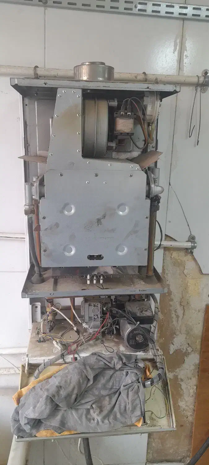 آب شیرین کن|آبسردکن و تصفیه آب|قم, باغ شریفی|دیوار