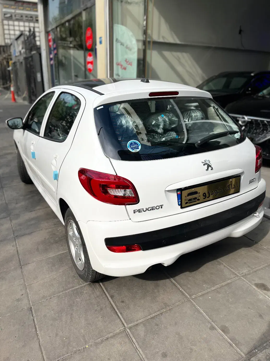 پژو 207i پانوراما صفر ارتقا ESP سفید مدل ۱۴۰۴|خودرو سواری و وانت|تهران, توحید|دیوار