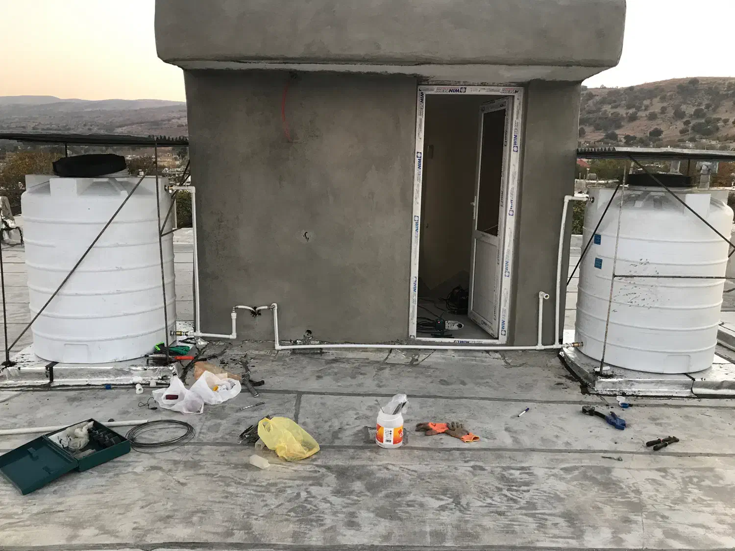 نصاب لوله کشی آب و شوفاژ/فاضلاب/برق کشی ساختمان|خدمات پیشه و مهارت|شیراز, کرونی(خاتونک)|دیوار