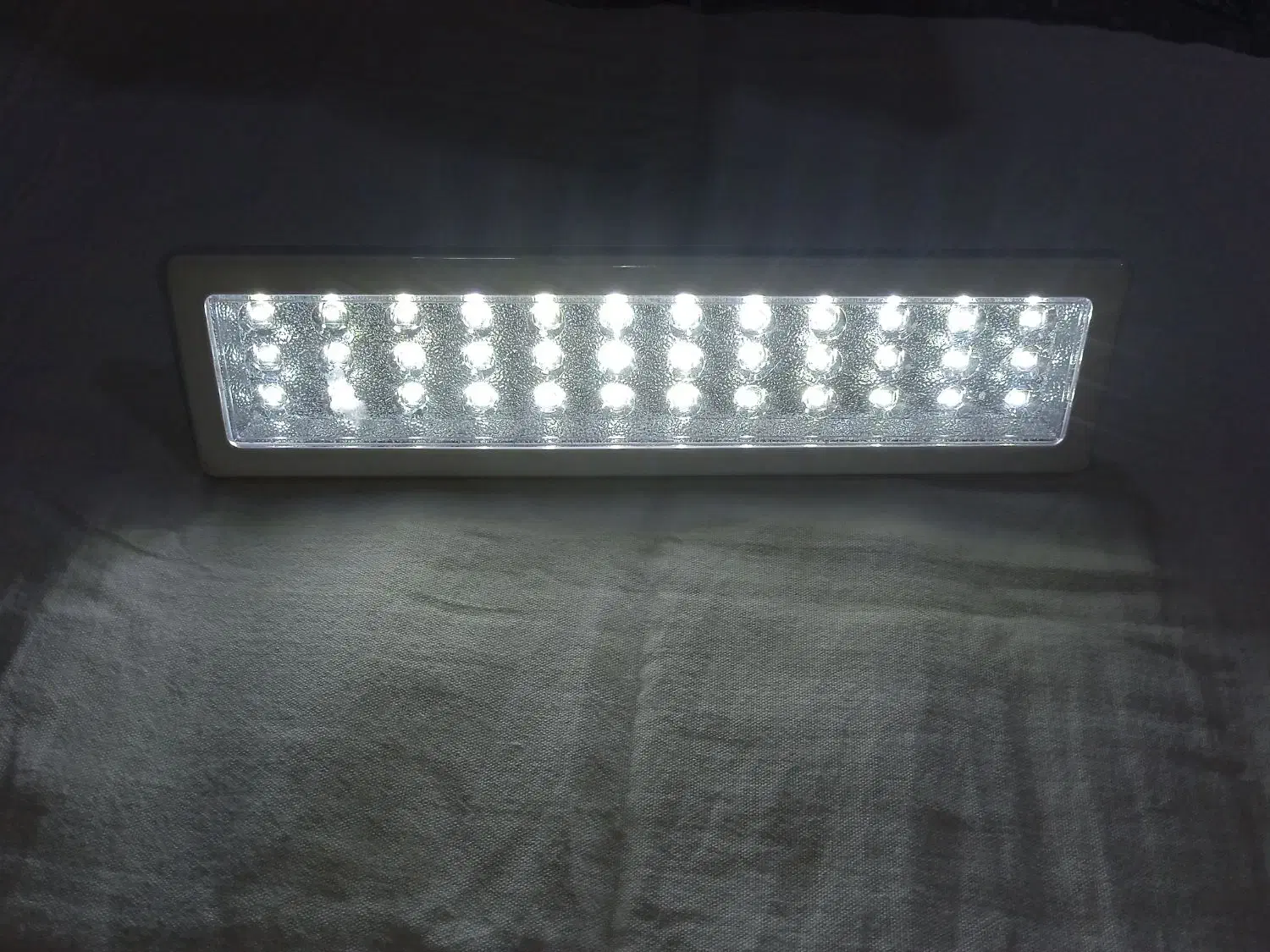 چراغ اضطراری شارژی|لامپ و چراغ|رشت, ترمینال|دیوار