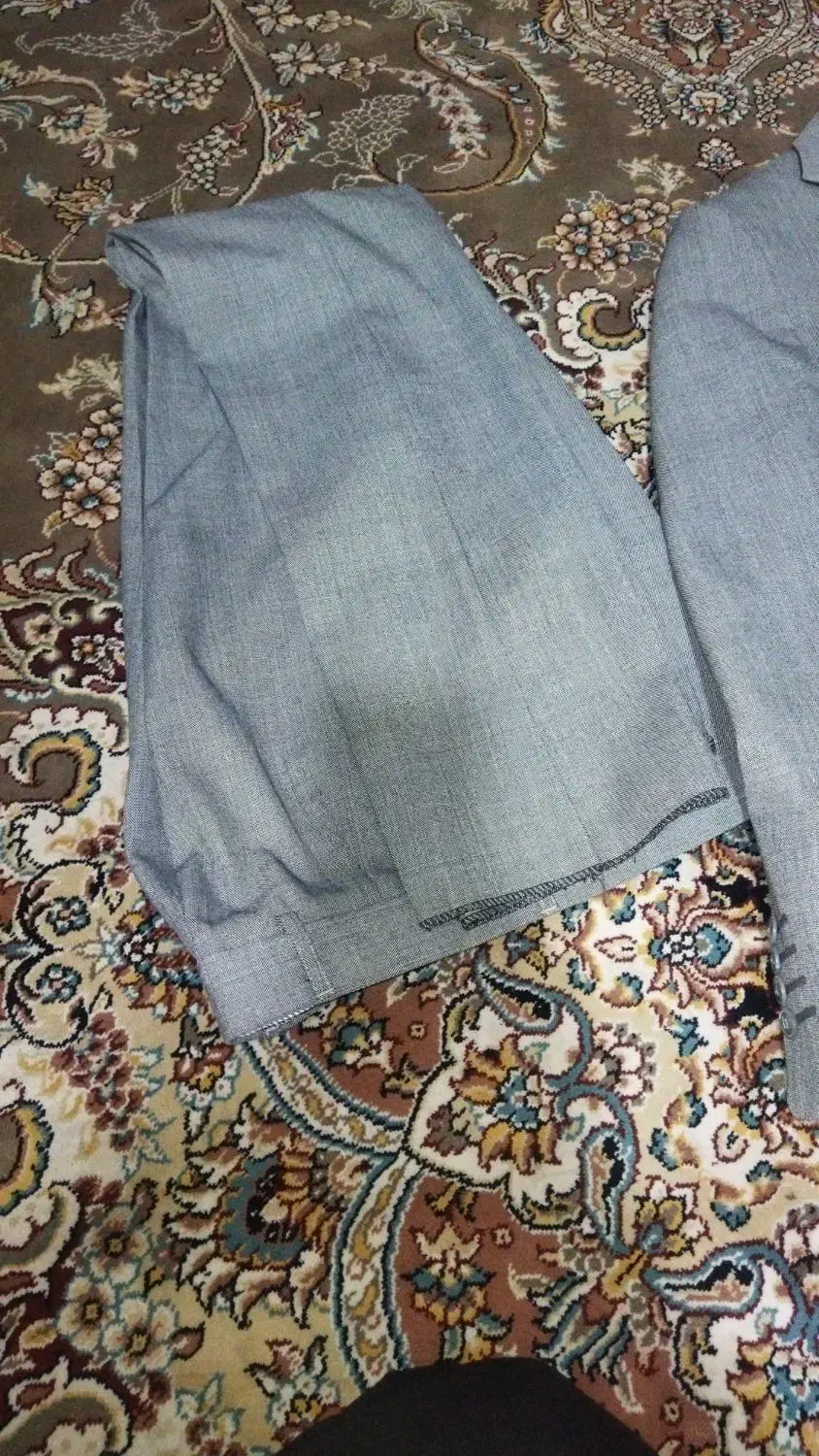 کت و شلوار|لباس|نائین, |دیوار