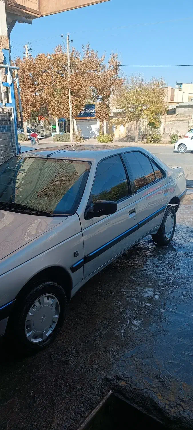 پژو ۴۰۵مدل ۸۸تمیز مرتب(نقد معاوضه)قیمت مناسب|خودرو سواری و وانت|نیشابور, کوی فرهنگیان|دیوار