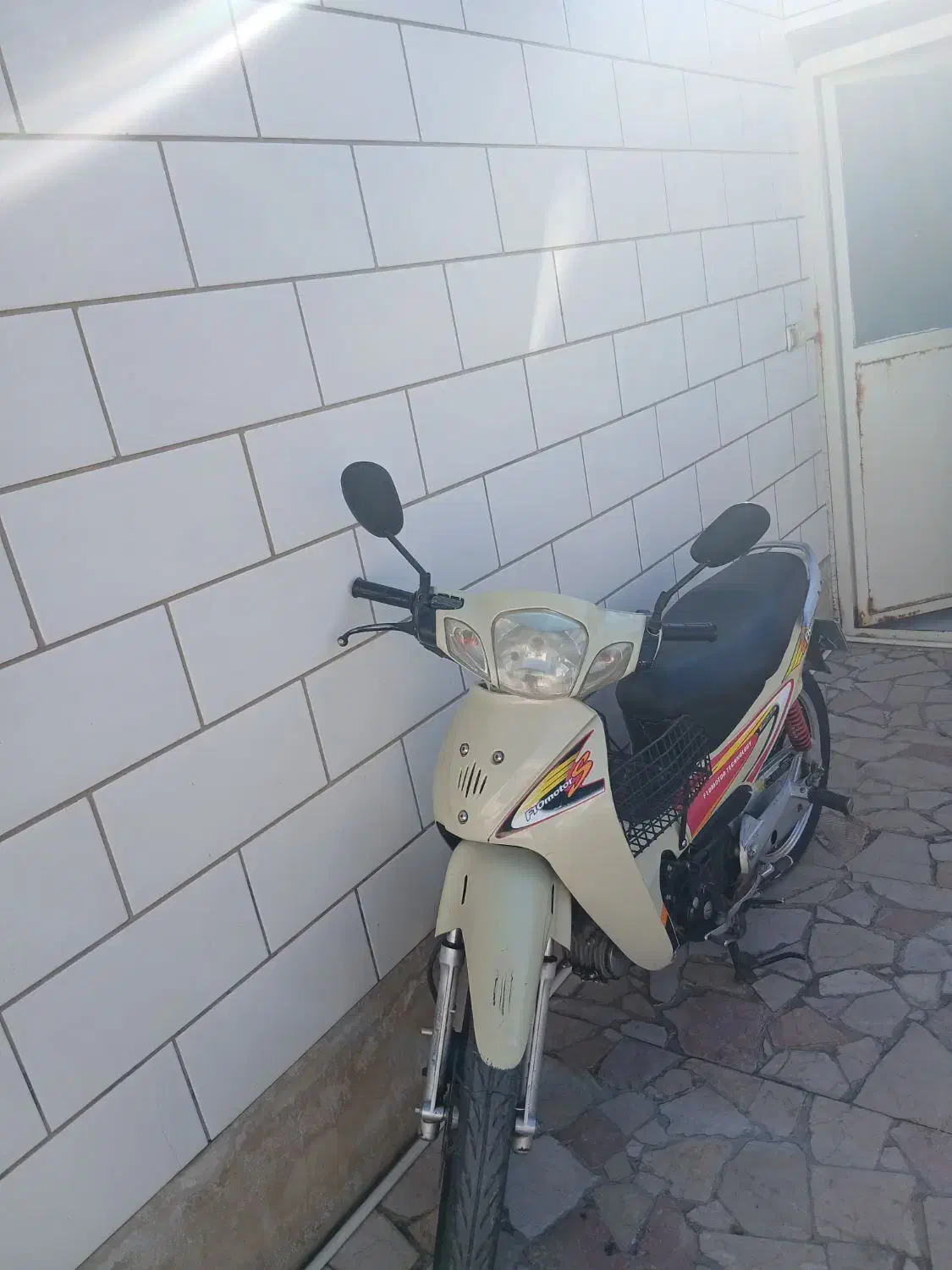 موتورسیکلت بی کلاچ ۱۲۵کویر|موتورسیکلت|کرمان, |دیوار