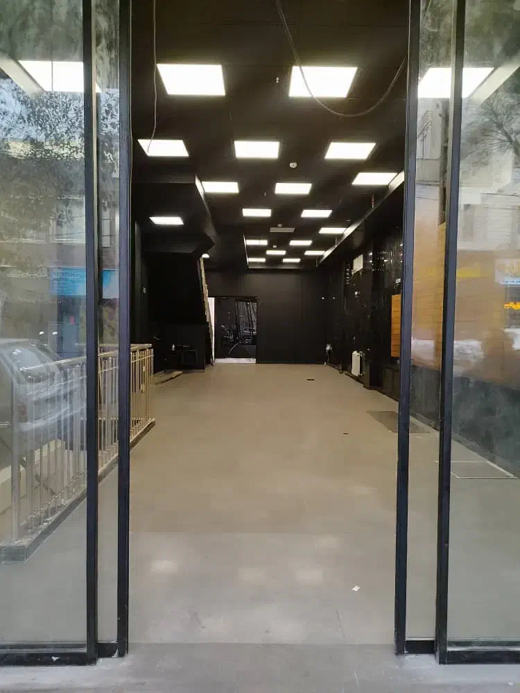 ملک استثنایی تجاری درخ اصلی نبردمناسب همه مشاغل|اجارهٔ مغازه و غرفه|تهران, نیروی هوایی (پیروزی)|دیوار