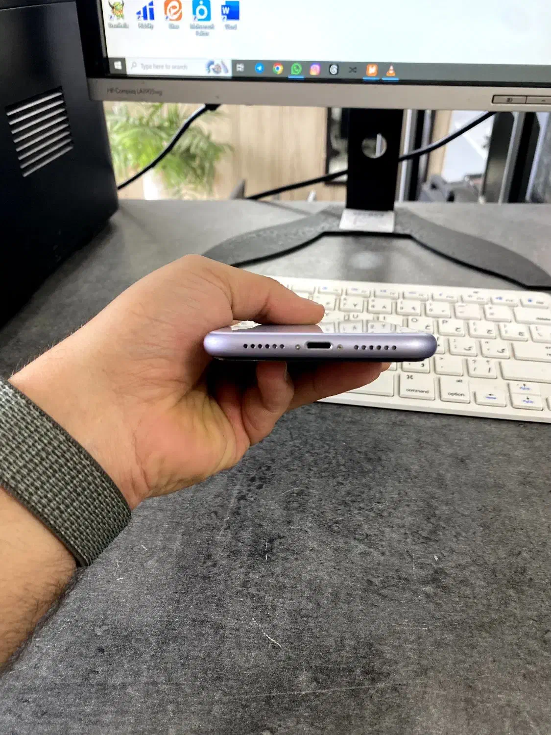 فروش فوری آیفون ۱۱ نرمال رنگ خاص پلمپ|موبایل|آمل, |دیوار