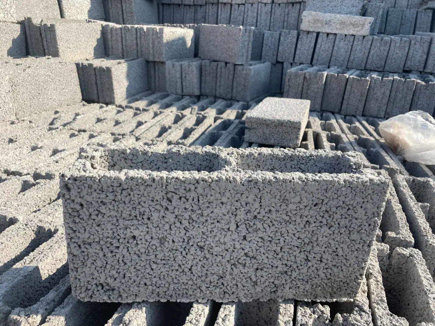 بلوک سبک لیکا و بلوک بتنی|مصالح و تجهیزات ساختمان|بوشهر, |دیوار