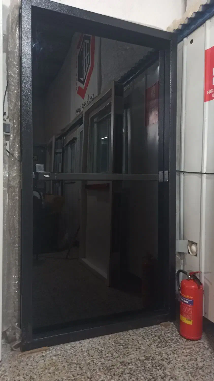 درب آتشنشانی|مصالح و تجهیزات ساختمان|ابریشم, |دیوار